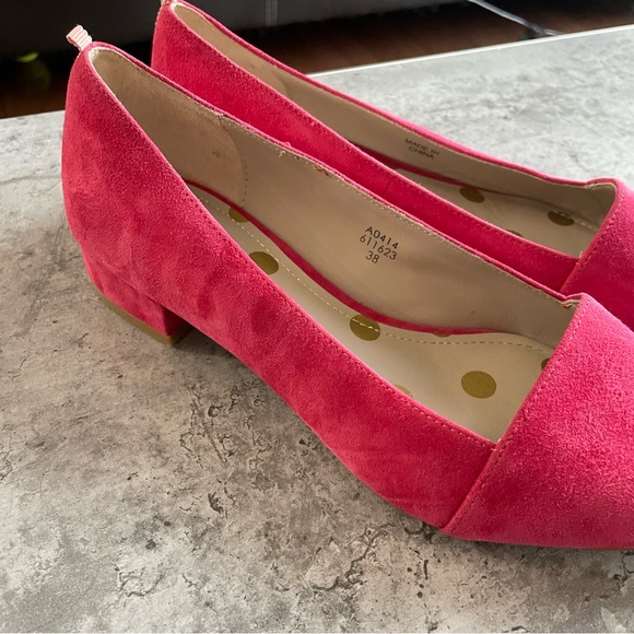 Boden pink real suede pointed toe flats - Picture 2 of 9